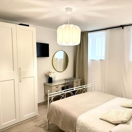 Charming Apartment In Split Center Exterior foto